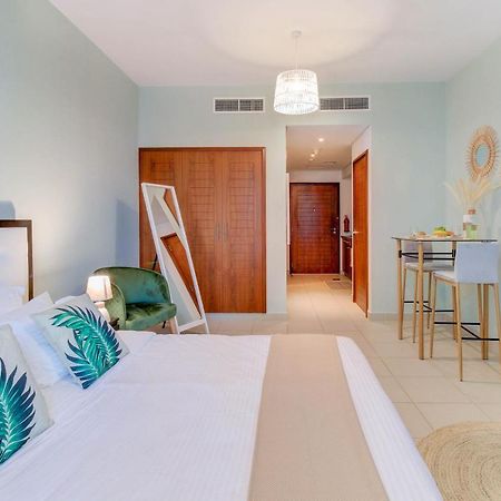 Durrani Homes - Luxurious Studio Near Dubai Mall With Pool View ภายนอก รูปภาพ