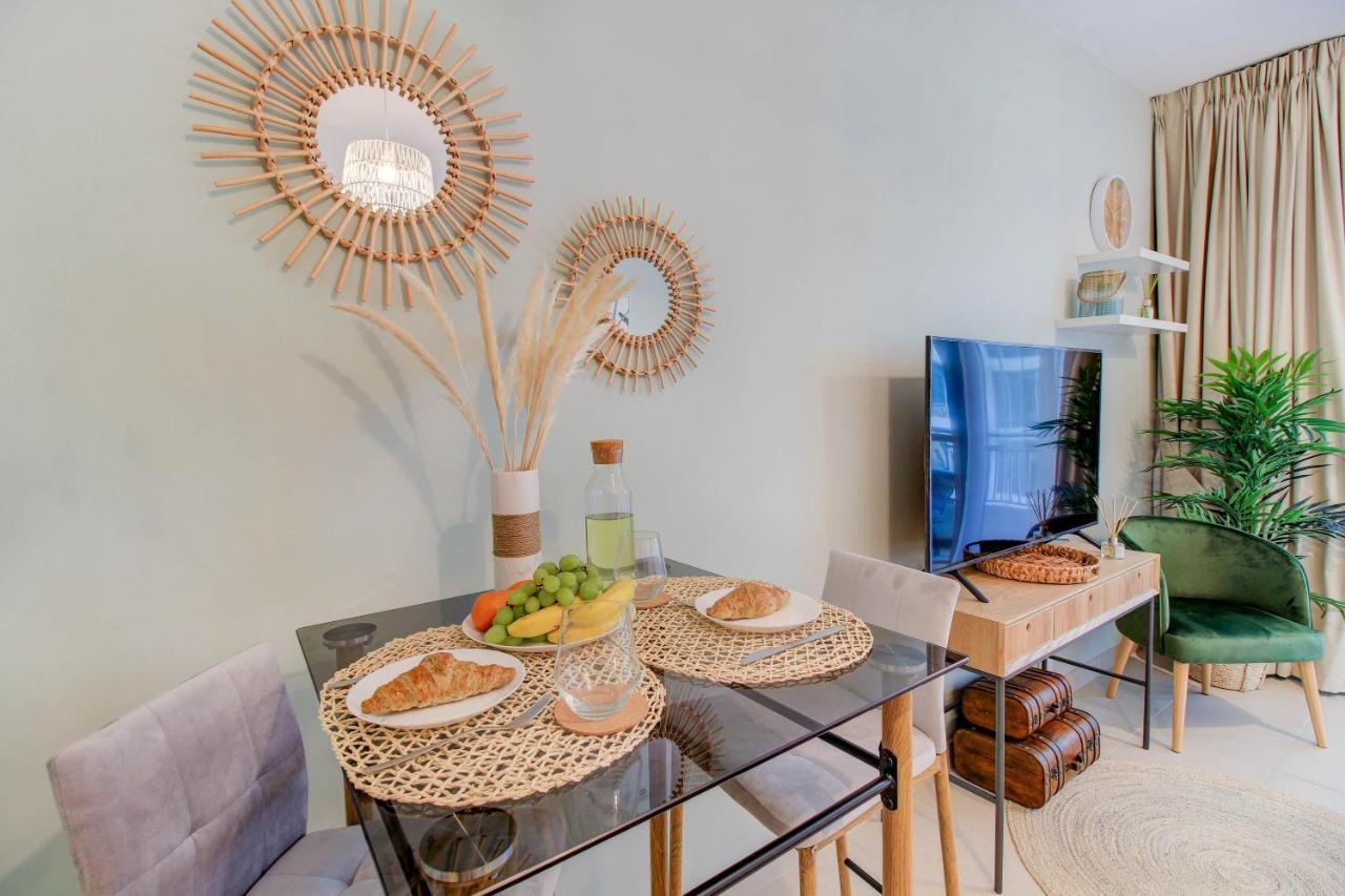 Durrani Homes - Luxurious Studio Near Dubai Mall With Pool View ภายนอก รูปภาพ