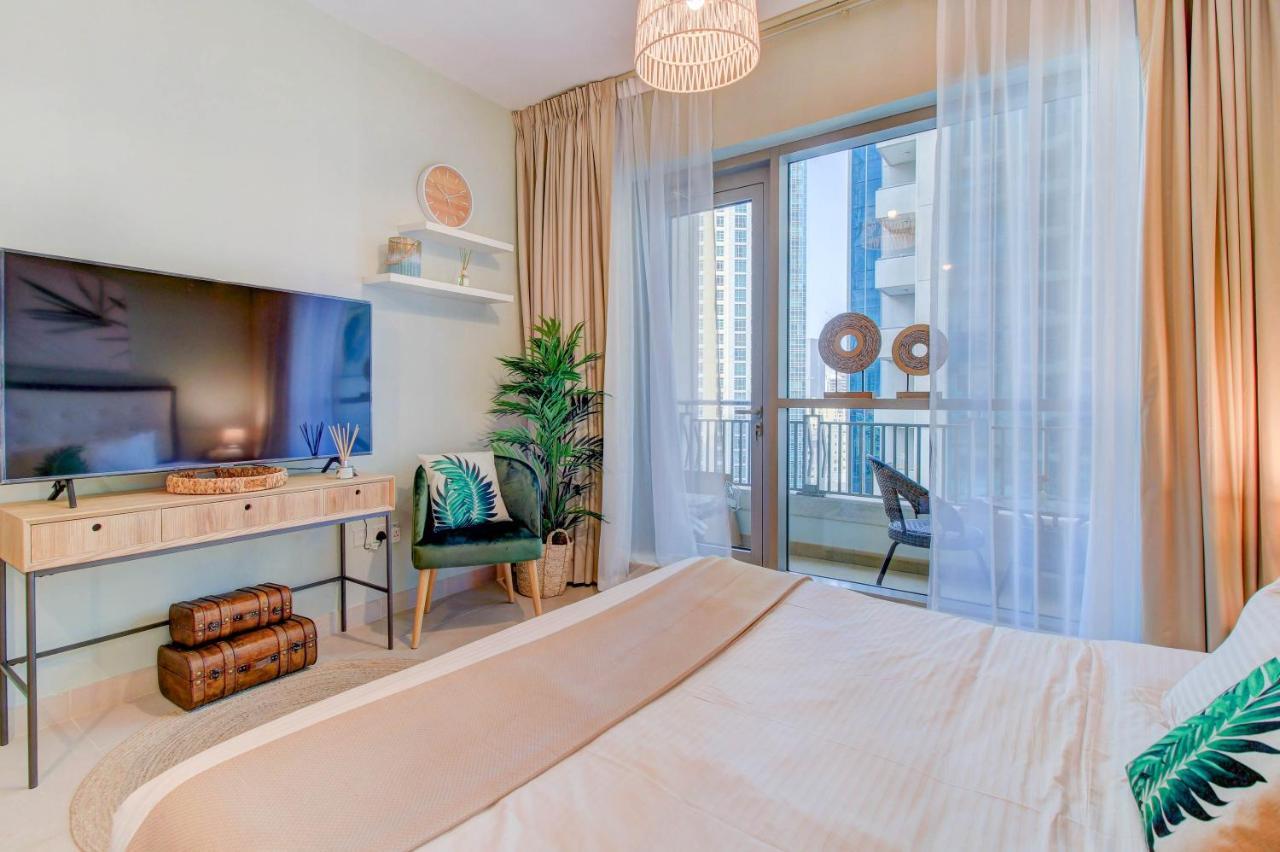Durrani Homes - Luxurious Studio Near Dubai Mall With Pool View ภายนอก รูปภาพ