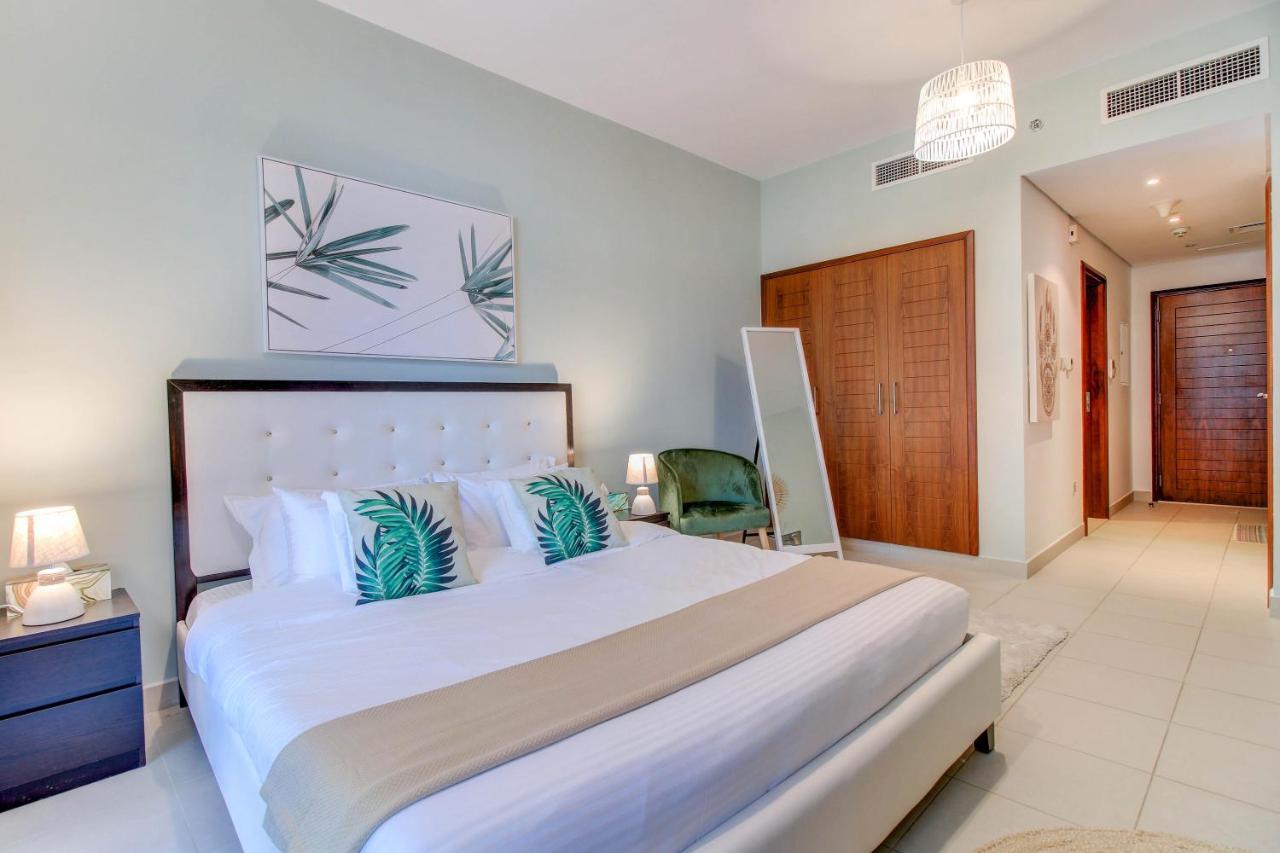 Durrani Homes - Luxurious Studio Near Dubai Mall With Pool View ภายนอก รูปภาพ